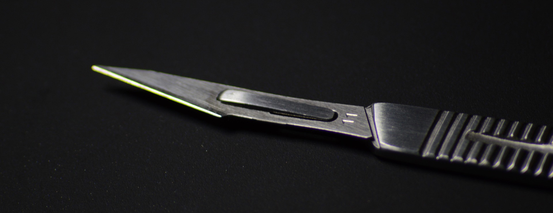 Medizinische Versorgung -Medizinische Versorgung knife 2358879 1920